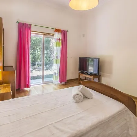 Villa Alfa Prata - Charming 4 Bedroom Villa - Private Swimming Pool - Secluded Setting - Additional